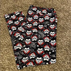 LuLaRoe Vampire leggings